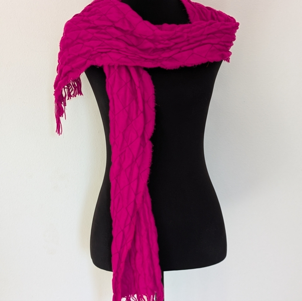 Tarnish Fuscia Frayed Scarf